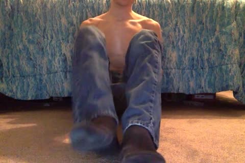 Got tasty tasty So I Thought Maybe I Should Film something For you All. Its Getting Boring Doing The Same Thing Over And Over For you boyz. Does Anyone Have Any Suggestions On What I Should Do On My Next video? Please Leave Ideas In The Comments. :) 