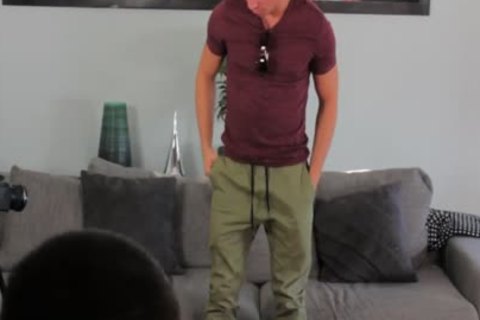 Dancer At gay Castings Takes The Agents wang