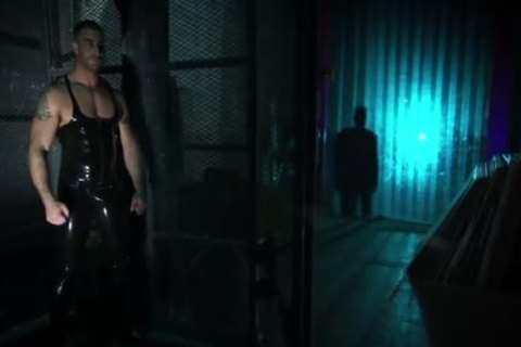 dudes Are Having A Real Threeway That Is impure