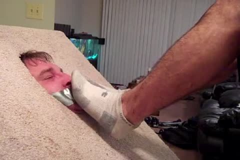 Sam Use As A Foot serf