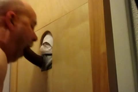 taskmaster MMA F Ighter schlong At My Glory hole.