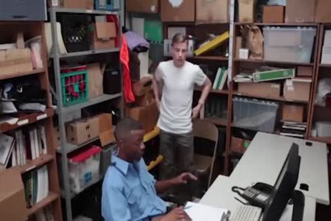 The fake penis Thief