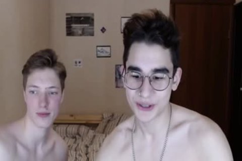 Russian gay pair Enjoying Mutual suck job-job On webcam