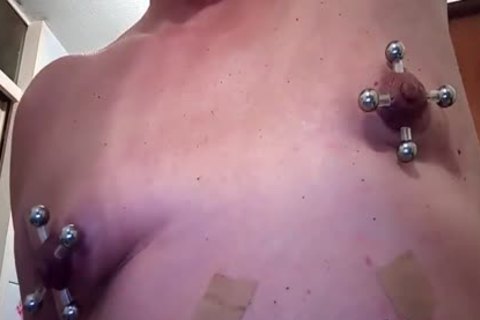 CAROLASMIT SHOWS HER extreme nipple PIERCINGS AS SISSY HO