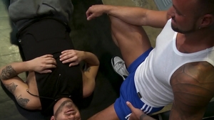 MenOver30.com: Gay Sean Harding exposing big penis