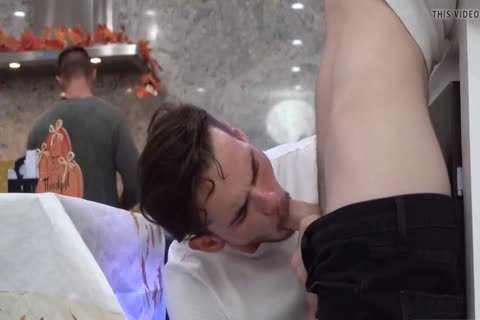 happy Thanksgiving Family fuck Fest boys Porn