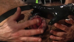 Club Inferno Dungeon: Tattooed athletic jock fisting