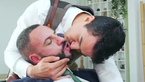 Barbershop Play 2 -Jonathan Miranda + Leo Rosso