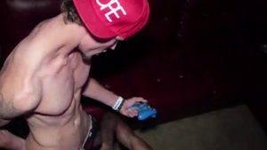 Skater fellatio stimulation