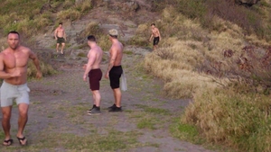 Men: Beaux's Hard-On in Hawaii