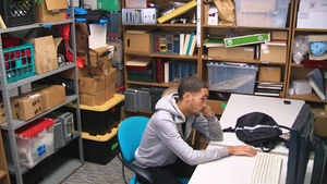 Young Perps: A Blackmailing Date Captured On Closed Circuit