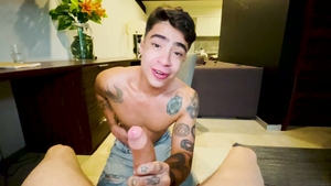 AmateurGayPOV: Gomez's Seductive Tutoring
